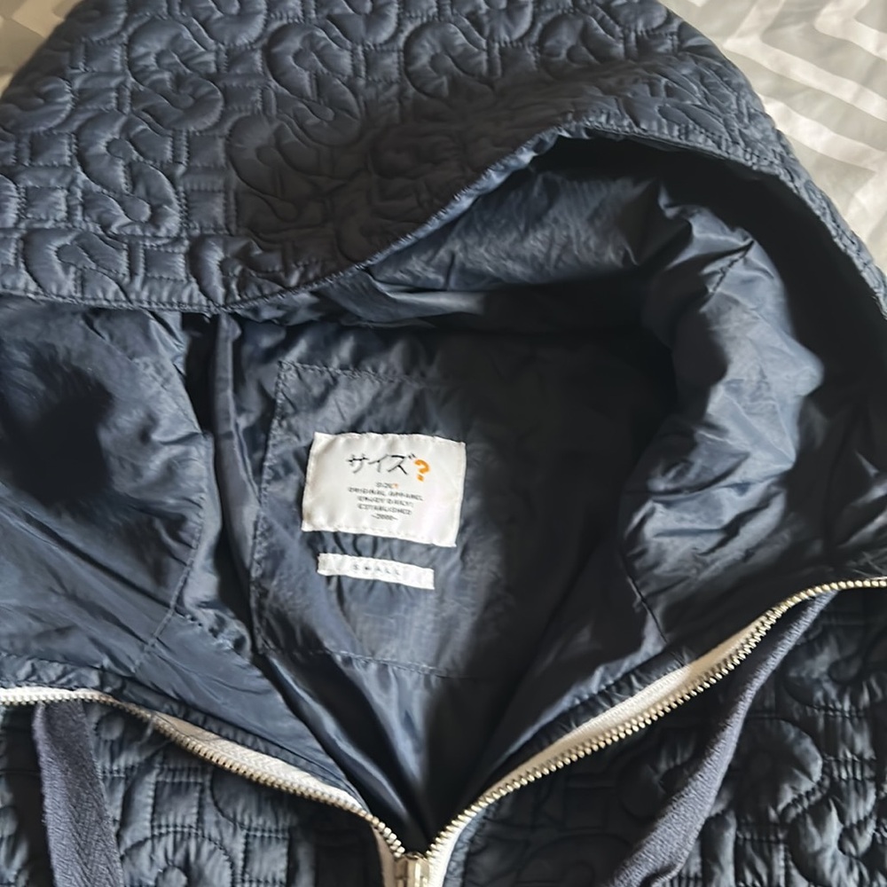 SIZE? Very rare navy quilted jacket- limited editionπππ - Picture 3 of 8